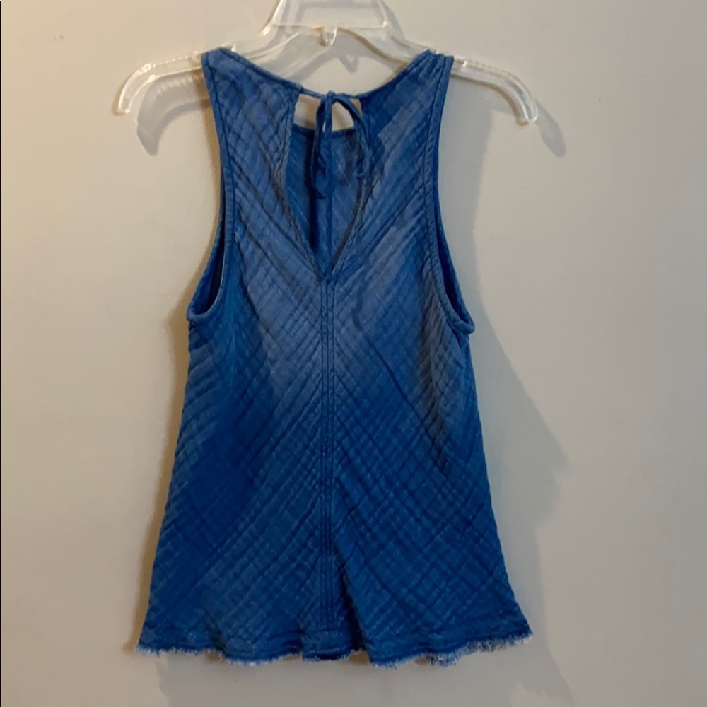Cute blue ombré sleeveless tank top size XS {101}